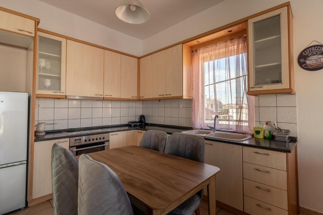 Deluxe Apartment La Лариса Экстерьер фото