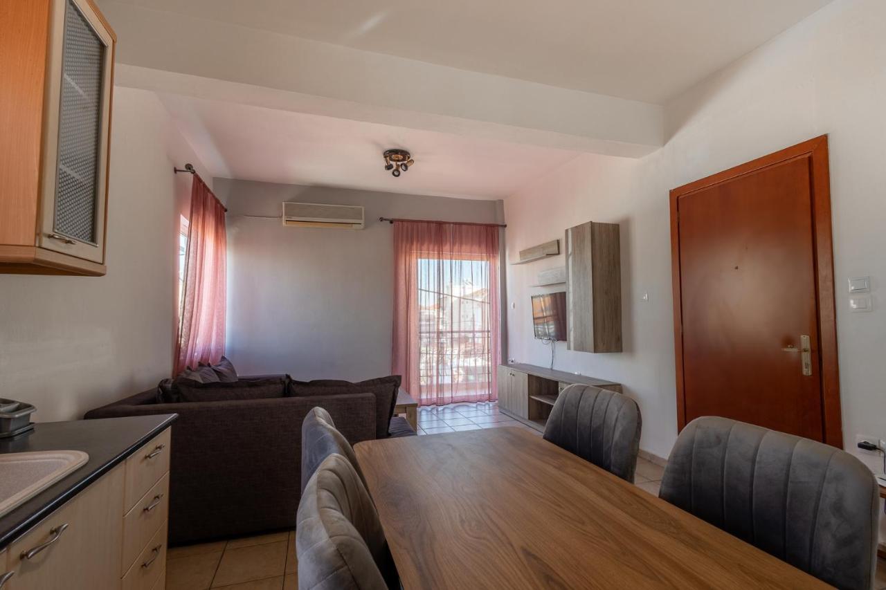 Deluxe Apartment La Лариса Экстерьер фото